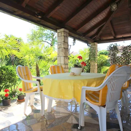 Prázdninový dům Hundefreundliches Mit Mediterranem Garten Und Nur 650 Meter Zum